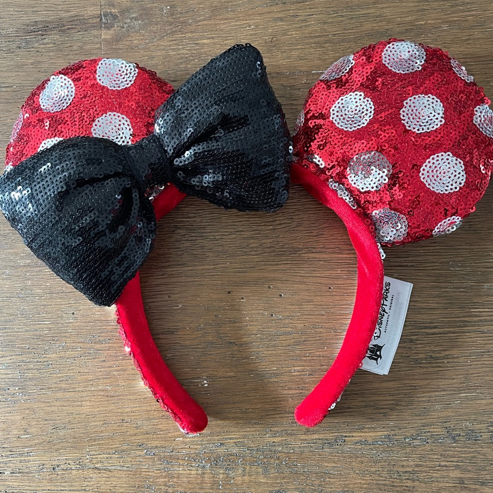 Disney Parks Sequin Minnie Mouse Ear Headband. Red/Silver Polka Dot, Black Bow.